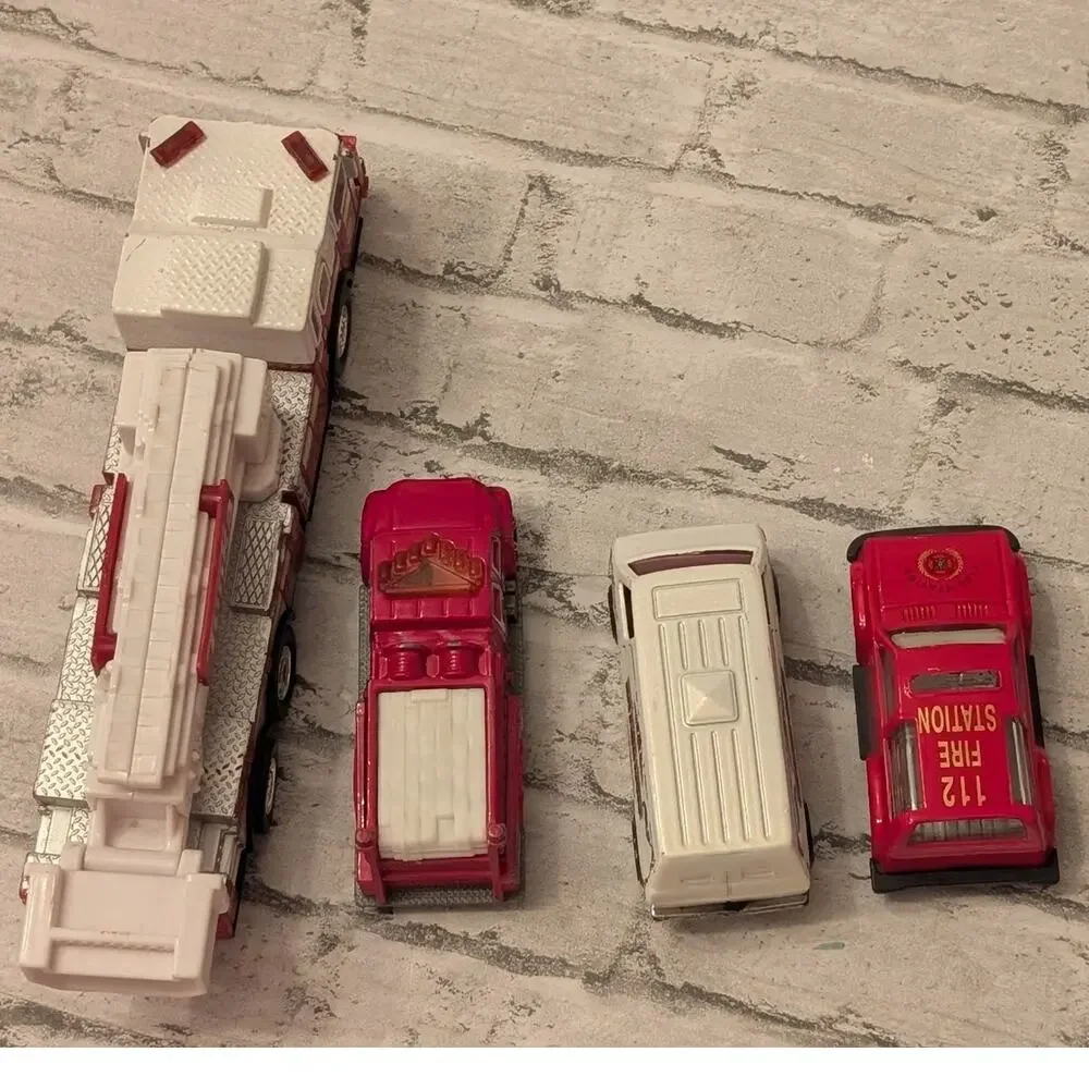 Toy Vehicles Fire Truck Bundle Tonka/Matchbox/Hotwheels